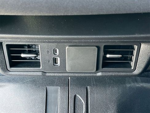 New 2025 Chevrolet Silverado 1500 Custom image 21