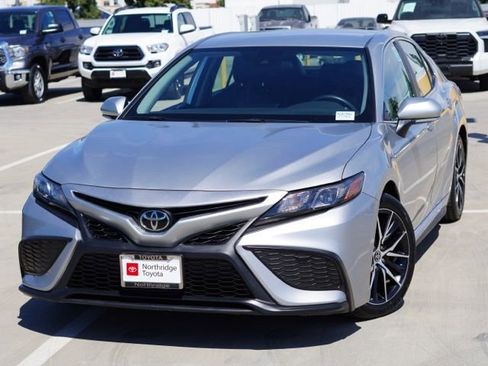 Certified 2024 Toyota Camry SE image 4