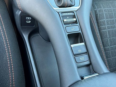 Used 2025 Honda HR-V Sport image 28