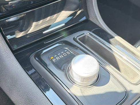 Used 2022 Chrysler 300 S image 17