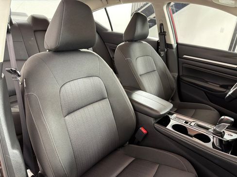 Used 2023 Nissan Altima 2.5 SV w/ SV Premium Package FWD image 25