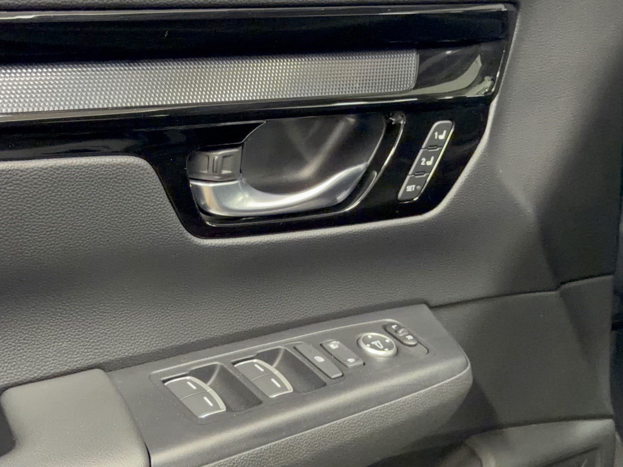Used 2024 Honda CR-V EX-L image 15