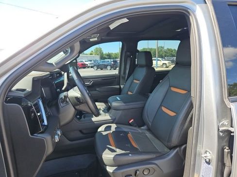 Used 2026 GMC Sierra 2500 AT4 w/ AT4 Premium Plus Package AWD/4WD image 13