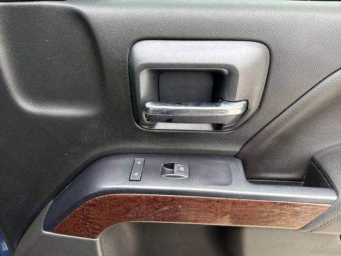 Used 2018 GMC Sierra 1500 SLT image 44