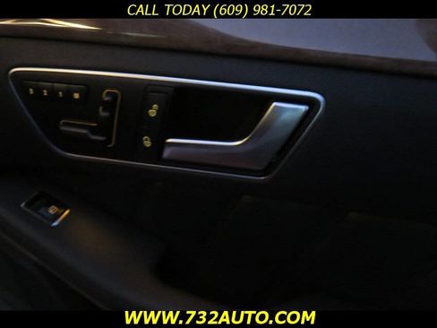 Used 2012 Mercedes-Benz E 350 4MATIC Sedan image 33