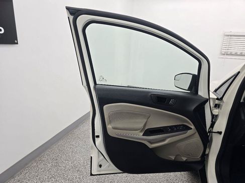 Used 2022 Ford EcoSport S AWD/4WD image 26