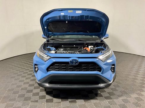 Used 2023 Toyota RAV4 AWD Hybrid image 10