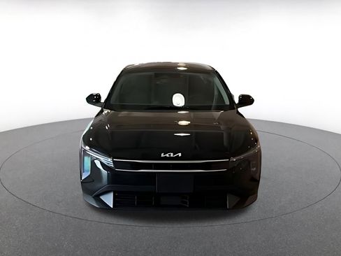 Used 2025 Kia K4 FWD image 12