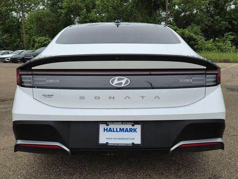 Certified 2025 Hyundai Sonata SE FWD image 5