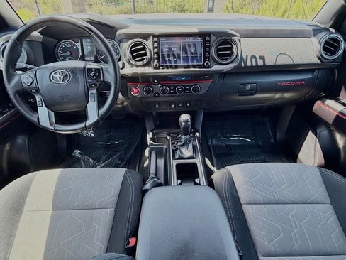 Used 2023 Toyota Tacoma TRD Off-Road w/ Black Out Package (TMS) AWD/4WD image 31