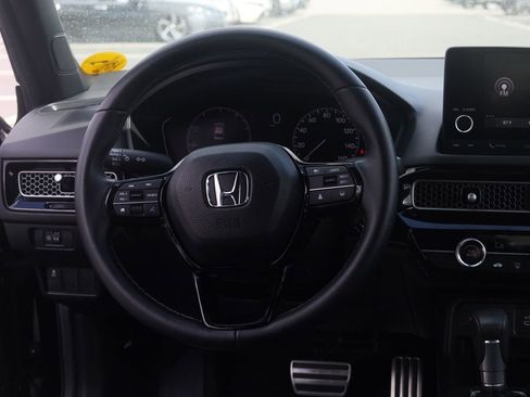 Used 2025 Honda Civic Sport image 19