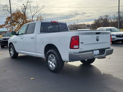 Used 2017 RAM 1500 Classic SLT image 4