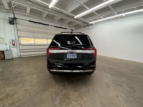 Used 2022 GMC Acadia Denali w/ Denali Ultimate Package AWD/4WD image 5