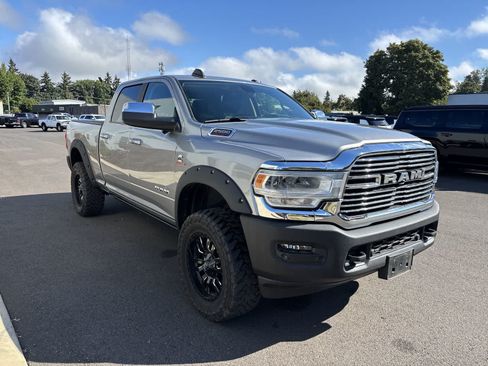 Used 2019 RAM 2500 Laramie AWD/4WD image 4