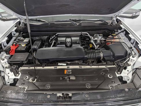 Certified 2023 GMC Canyon Denali image 14