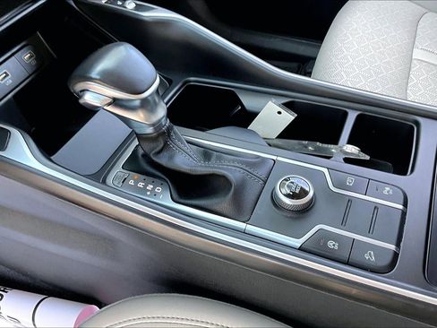 Used 2022 Kia Sorento S FWD image 17