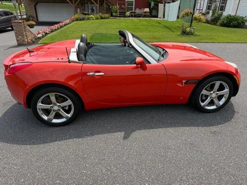 Used 2008 Pontiac Solstice Convertible w/ Premium Package RWD image 7