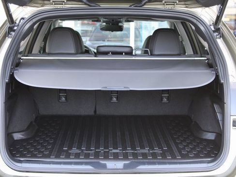 Certified 2025 Subaru Outback Touring XT image 27