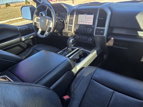 Used 2019 Ford F150 Lariat image 29