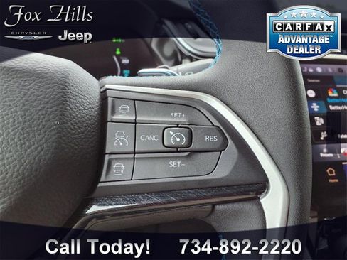 Used 2022 Jeep Grand Cherokee Trailhawk image 18