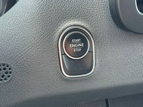 Used 2021 Mercedes-Benz Sprinter 2500 image 25