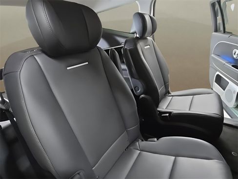 New 2026 Hyundai Ioniq 9 Limited image 20