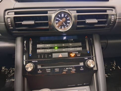 Used 2025 Lexus IS 350 F Sport w/ Navigation Package RWD image 32