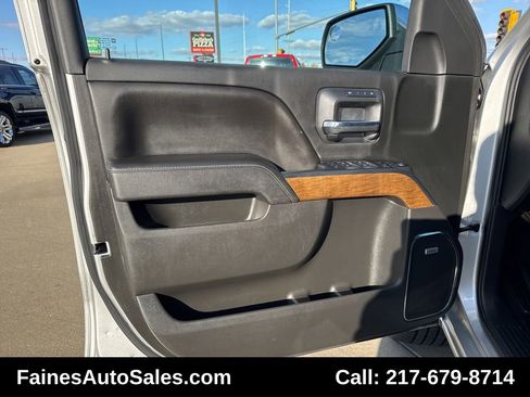 Used 2018 Chevrolet Silverado 1500 LTZ w/ Sport Package image 97