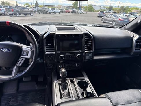 Used 2017 Ford F150 Raptor w/ Equipment Group 802A Luxury AWD/4WD image 21