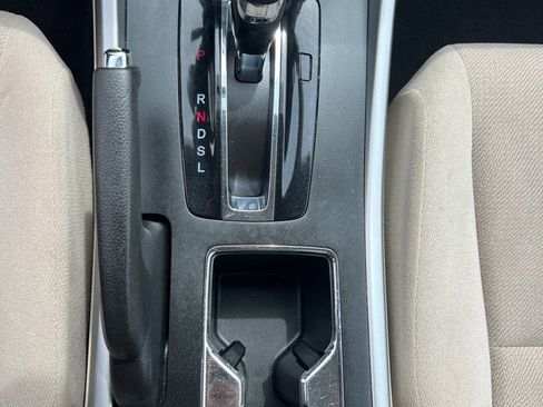 Used 2013 Honda Accord LX image 31