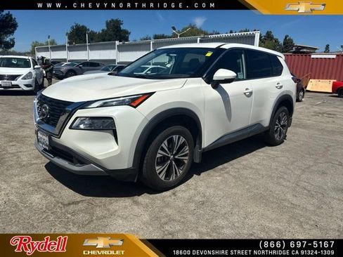 Used 2021 Nissan Rogue SV FWD image 1