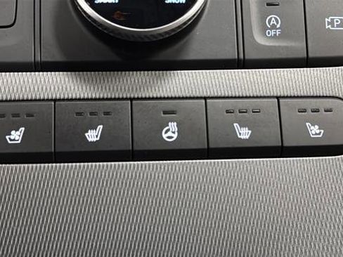 Used 2024 Hyundai Palisade Limited image 39