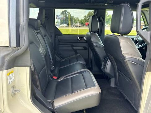 Used 2025 Ford Bronco Outer Banks AWD/4WD image 15