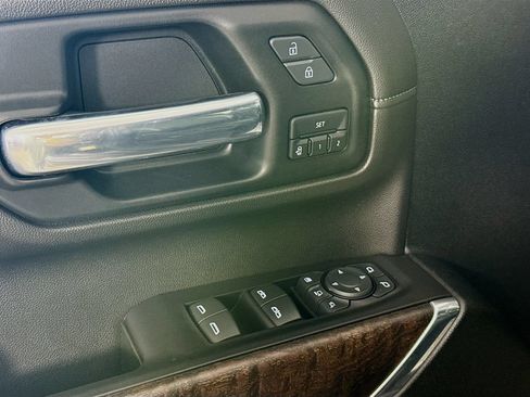 Used 2020 GMC Sierra 2500 Denali AWD/4WD image 19