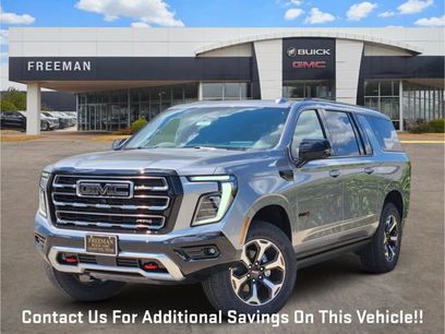 New 2026 GMC Yukon XL Denali w/ Sun & Power Step Package