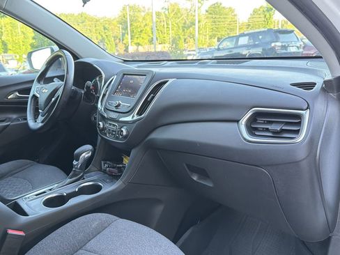 Used 2022 Chevrolet Equinox LT FWD image 19