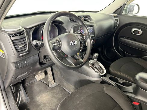 Used 2016 Kia Soul image 24