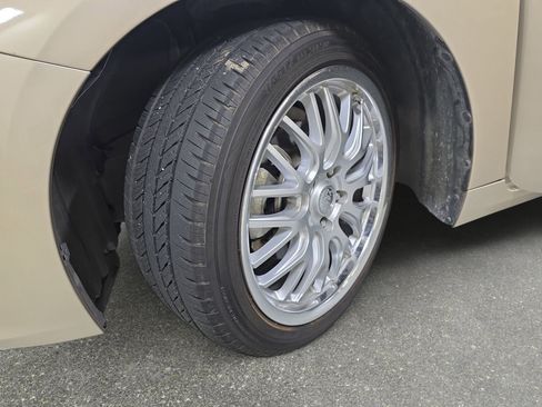 Used 2013 Lexus ES 350 w/ Luxury Pkg FWD image 30