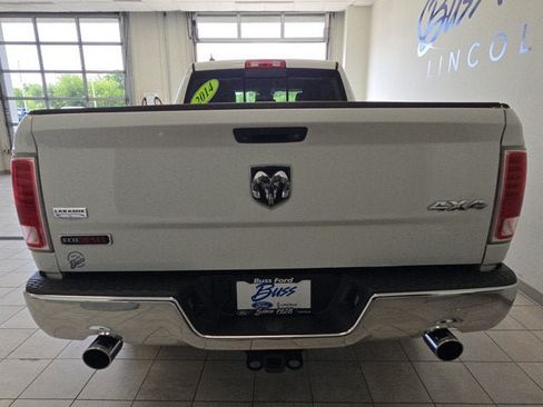 Used 2014 RAM 1500 Laramie AWD/4WD image 10