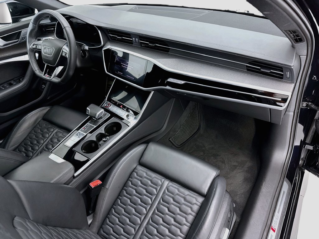 Used 2024 Audi RS 6 performance AWD/4WD image 16