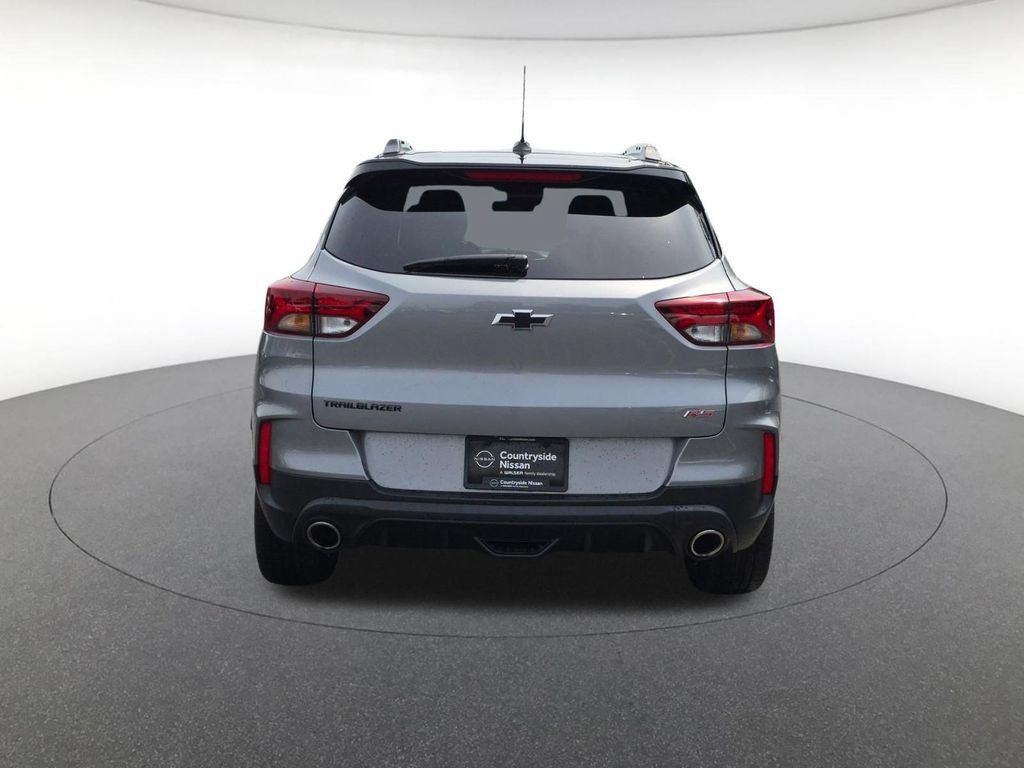 Used 2023 Chevrolet TrailBlazer RS FWD image 6