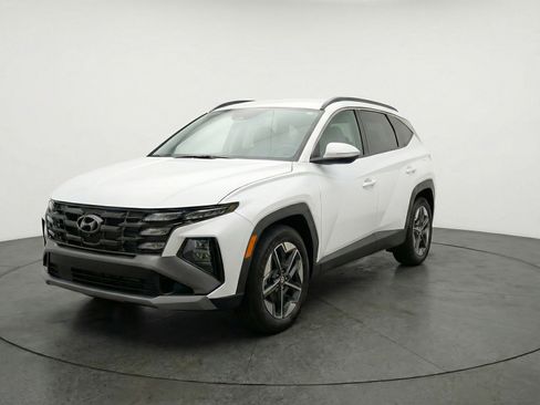 Used 2025 Hyundai Tucson SEL image 3