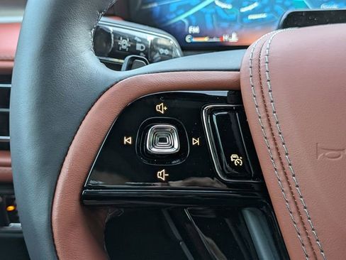 New 2025 Lincoln Aviator Reserve w/ Equipment Group 201A image 25