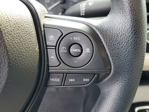 Used 2023 Toyota Corolla LE FWD image 29
