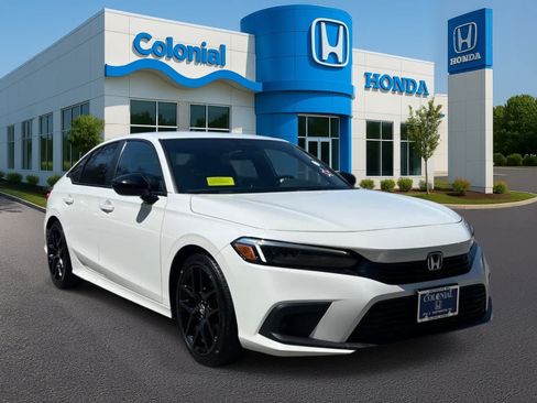 Used 2024 Honda Civic Sport image 9