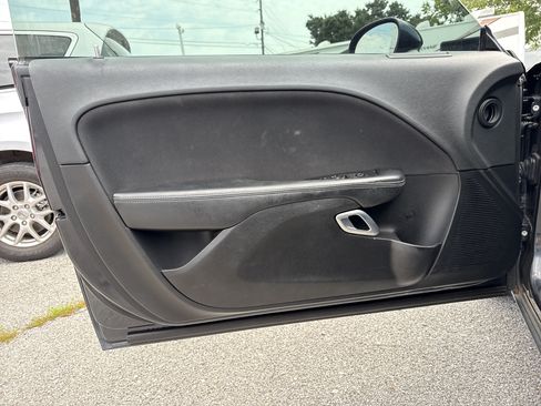 Used 2019 Dodge Challenger SXT AWD/4WD image 27