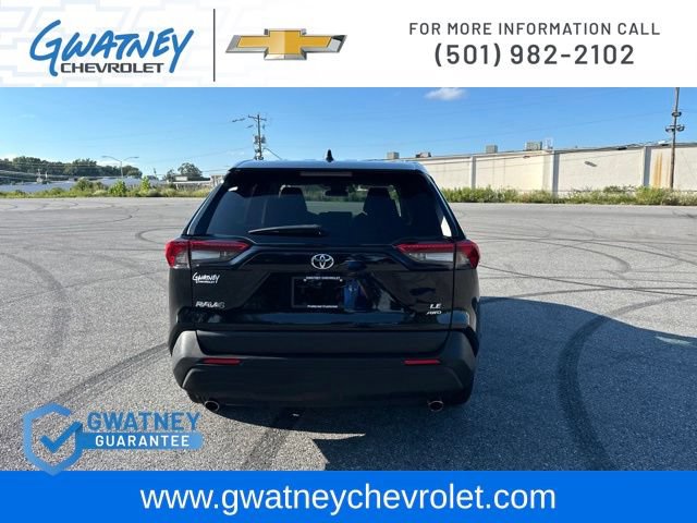 Used 2024 Toyota RAV4 LE AWD/4WD image 6