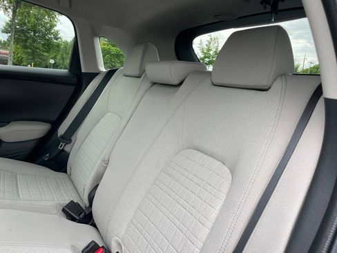 Certified 2026 Honda HR-V LX image 40
