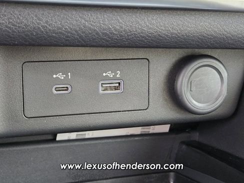 Used 2022 Nissan Rogue SV image 27