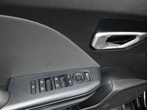 Used 2025 Kia K4 FWD image 12